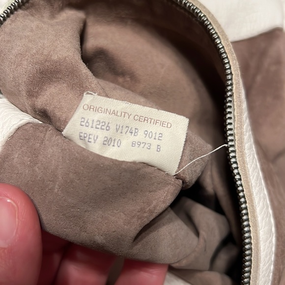 Bottega Veneta Intrecciato Leather Expandable Tote - Picture 14 of 16